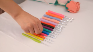 เข็มโครเชต์ ด้ามยาง ขนาด 2.0มม. - 10.0มม. หลากสี สําหรับถักโครเชต์