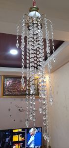 Lampu hias ruang tamu kristal