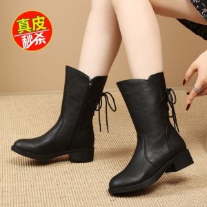 Warm Fleece Lined Martin Boots Womens Leather Mid-Calf Boots Comfortable Flat Bottom Winter Shoes for Mothers Casual Style