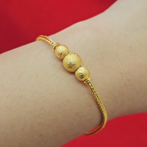 สร้อยข้อมือทอง ลายสี่เสาคั่นโอ่ง ความยาว 6.7 นิ้ว ตามแบบ เสริมบารมี ใส่ออกงานได้ สวยเป๊ะไม่โป๊ะ