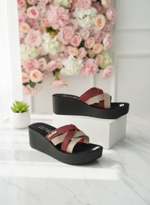 Sandal Wedges Wanita Ringan & Modis - Tali Silang Warna Trendy