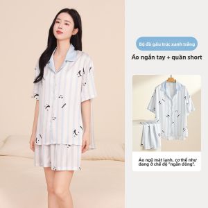 Bộ đồ ngủ nữ MiiOW làm bằng vải lụa băng tay ngắn họa tiết gấu trúc mỏng thoải mái.