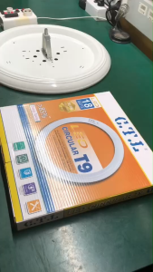 หลอดไฟแอลอีดี LED T9 24W ขั้ว G10q สำหรับโคมเพดานกลม Ceiling ตัวใช้แทนหลอดนีออนกลม พร้อมขั้วต่อไฟ - Lazada