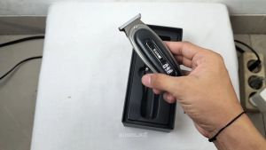 Kemei KM-1945 Alat Mesin Cukur Rambut Cas / Hair Clipper Grooming Kit Mesin Cukur dan Pangkas Rambut