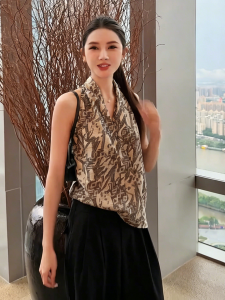 YUEZHONGWEI | Áo Thun In Họa Tiết Vòng Cổ Pháp Không Tay