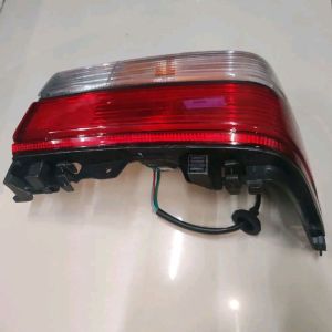 corolla bigbody 1993-1997 ae100-101 tail light tail lamp