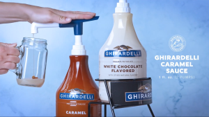 Ghirardelli 12 fl. oz. (17 oz.) Caramel Flavoring Sauce