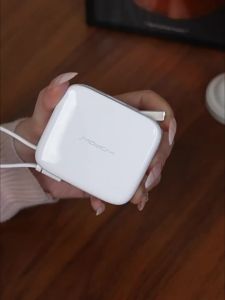 Wopow | Compact All-in-one Portable Charger 10000mAh