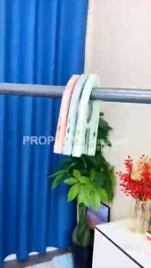 Gantungan Hanger Jemuran Baju Lipat Portable Travel