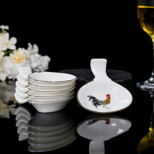 ชั้นวางตะเกียบไก่สีขาวดินเผาแบบย้อนยุค ชุดเครื่องครัวเซรามิกแบบใช้งานได้หลายวิธี หมอนจิ้ม ช้อนตัก จี้