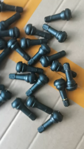 Qty (50/100Pcs) TR413 Short Rubber Tubeless Black Snap-In Tyre Tire Valve Stems