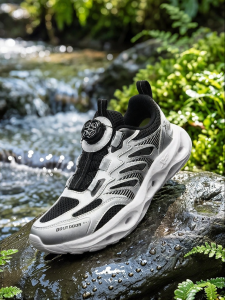 XTEP | Breathable Shock Absorbent Durable Childrens Outdoor Shoes