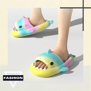 QXshop ขายดี รองเท้าแตะลายฉลาม รองเท้าแตะแฟชั่นดีเทลฉลาม รุ่นนี้สวยงามมาก เด็กใส่ได้ ผู้ใหญ่ใส่ก็สวย นุ่มนิ่มด้วย