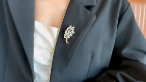 Bros Gandum Mata Kucing & Aksesori Indera Tingkat Lanjut