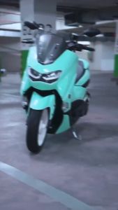 Skotlet Hijau Mint Glossy Vynil Body Motor Matic Vespa Sport Nmax Vario Beat Mio Yamaha Honda Kawasaki