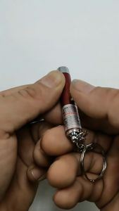 ล่อแมว เล่นแมว เลเซอร์แมว ลูกบอลแมว แสงเลเซอร์ ไฟฉายล่อแมว พวงกุญแจ ลูกบอลแมว ขอเล่นแมว LED