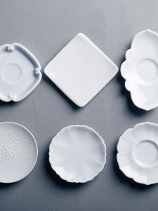 Original Chinese Style Ceramic Tea Tray Hand Carved Tea Cup Mat Tea Set Drinking Tea Cup Holder Jingdezhen Ceramic Art