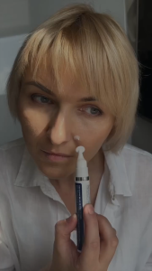 โปรยู Proyou Lip & Eye Wrinkle Spot Cream II (15g) 1 หลอด ครีมบำรุงรอบดวงตา