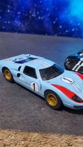 Diecast Miniatur Mainan Mobil Sedan Klasik Ford GT40 MKII 1966 Besi Metal Buka Pintu
