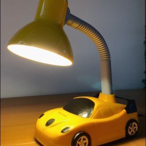 Đèn bàn Điện Quang ĐQ DKL05 B (kiểu xe hơi vàng đen có bóng ánh sáng trắng cắm điện trực tiếp)