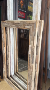 กระจกไม้สักเก่า กรอบลายปะติด (Patchwork) ขนาด 60x80 ซม. งานไม้ดิบ ไม่ทำสี กระจกแขวนผนัง ตกแต่งบ้าน สไตล์วินเทจ