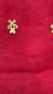 Poh Heng Jewellery 22K Butterfly Earrings in Yellow Gold[Price By Weight]