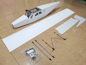 เครื่องบิน Pilatus / Pc6 ตัวลำ+ปีกยาว 1.2เมตร พร้อมอุปกรณ์ โครงล้อหน้า ชุดเลี้ยวล้อหลัง โช๊คแบบสเกลสมจริง