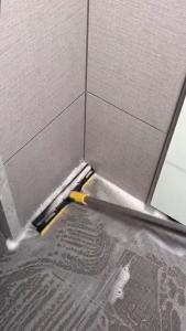 TMALL 📢 พร้อมส่งมาก!!   แปรงถูพื้น 2im1/ 3in1 แปรงขัดพื้น แปรงทำความสะอาด มีด้านที่ใช้ปาดน้ำ ขัด ถู ปาดน้ำ ในชิ้นเดียว ขัดได้ทุกซอกทุกมุม แปรงขนแข็ง H703