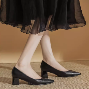 ผู้หญิง Chunky Heel รองเท้าส้นสูง นุ่ม หนัง รองเท้าทํางานรองเท้าเดินสบาย Professional Commuter Sharp Pointed Toe