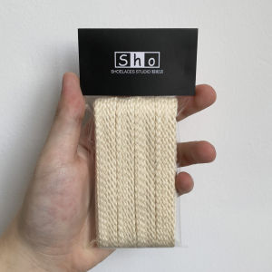 Wide Edition Flat Laces Canvas Shell Head Style Sports Shoes Black And White Solving Three Original Kogure Shoe Accessories