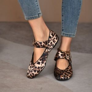 Super Soft Soles Leopard Print Mary Jane Single Shoes Womens Ballet Style Flat Slotted Buttons Scoop Shoes Beanie Shoes