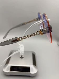 Unyiel - Kacamata Hitam Oversized Sunglasses Musim Panas Untuk Wanita Aksen Gagang Rantai Fashion