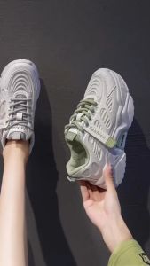 Gratis Ongkir - Sneakers Fashion Kasual / Sepatu Sekolah Elegan
