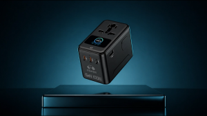 OLLOES GaN 100W Universal Travel Adapter with Smart Digital Display 3 x USB-C 1 x USB-A Fast Charging