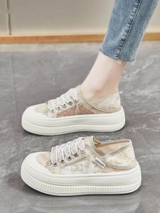 Womens Fisherman Shoes Casual Sporty Breathable Mesh Flat Bottom round Toe Ultra Comfortable Fashionable Summer Sneakers