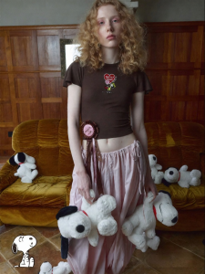 Snoopy | Embroidered Fly Sleeve Tight Slim Fit Tshirt