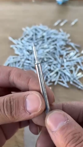 Bidirectional Seamless Steel Nail Double Headed Non-Marking Nails Cement Skirting Line Steel Nail Instal