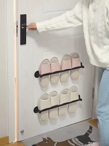 Rak gantung sandal kamar mandi tanpa perlu mengebor untuk penyimpanan di kamar mandi/toilet dengan fitur tirisan air gantungan handuk dan rak sandal di belakang pintu