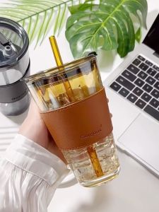 ขวดน้ำ [ส่งเร็วพิเศษ!] the glasshouse แก้วกาแฟร้อน-เย็น มีที่จับเป็นหนัง และสายหิ้วทรงสูงแก้วน้ำ แก้วเครื่องดื่ม