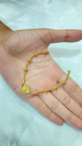 Noin - Gelang Titanium Desain Bunga Clover Terbaru Elegan & Simple Fashion Wanita Korea