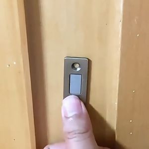 [HCM]Nam Châm Gắn Cửa Lực Hút Cực Mạnh - Dán Chốt Tủ Quần Áo Ngăn Kéo Tủ Bếp Tiện Lợi-Randy