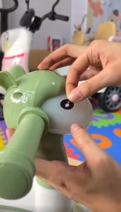 🐰Dolly🐰 รถขาไถเด็ก ขาไถเด็ก มีเสียงเพลงและไฟวิบวับ รถเด็กนั่ง จักรยานทรงตัวเด็ก สีน่ารัก