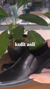 Nukus Sepatu Pantopel Pria Hitam Kulit Sapi - NKP 06