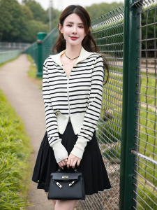 เสื้อคาร์ดิแกนถักคอวีผ้าขนสัตว์บางสำหรับผู้หญิง ฤดูใบไม้ผลิและฤดูใบไม้ร่วง แขนยาว ปกโปโล ซิป 2 ข้าง ลายทาง