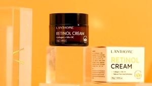 100% AUTHENTIC Original Vibrant Glamour Natural Retinol Cream 50g Scannable QR Code for Authenticity Check Best for Anti Aging and Moisturizing Face and Skin Bring Back Your Youthful Beauty Safe and Effective Natural Ingredients by Zamurra