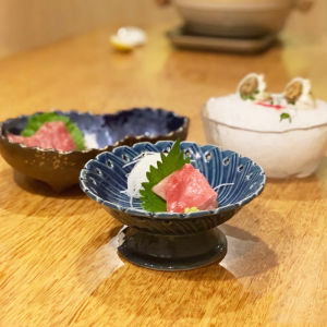 Retro Japanese Style Ceramic Sushi Plate Creative Hollow High Footed Serving Dish Underglaze Color Dining Utensils round Shape