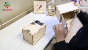 Đồ chơi STEM. Lắp ráp Hộp tiết kiệm - két giữ đồ bằng gỗ DIY. Đồ chơi giáo dục khoa học phát triển tư duy cho trẻ STEM
