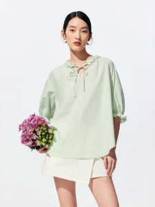 Vero Moda | Áo Blouse Nữ Mới Hè Cổ Voan Dây Kéo Tay Dài Độ Dài Trung Bình