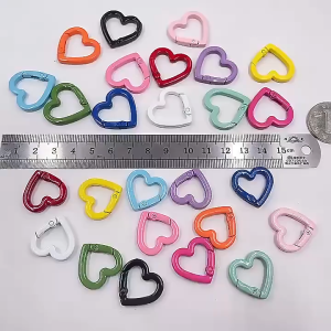 10pcs Metal Heart Spring Clasp Openable Love Shaped Carabiner Keychain Clips Hook DIY Jewelry Buckles Connector