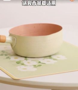 Alas Tatakan Piring Gelas Panci Alat Makan/Alas Tatakan Piring Meja Makan Table Material Tahan Panas Antislip Alas Meja Makan Table Mat Anti Panas 45CM X 30CM Alas Meja Makan Anti Panas